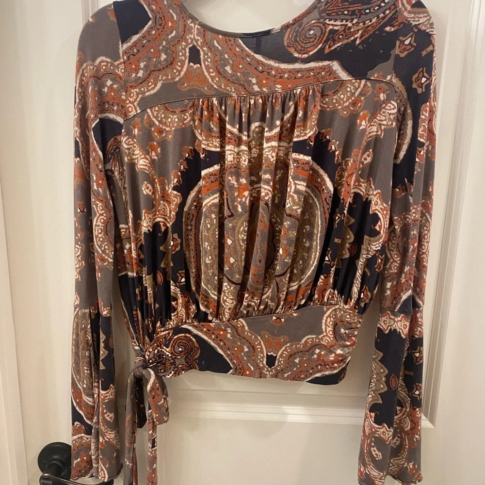 Free People Fiona Wrap Bell Sleeves Paisley Top Size XS
